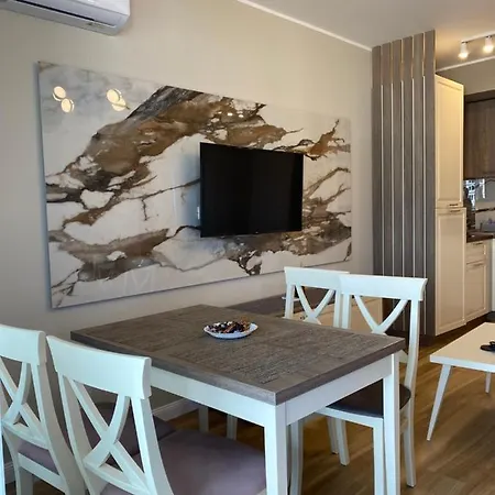 Appartamento Boutique Sea View Năvodari